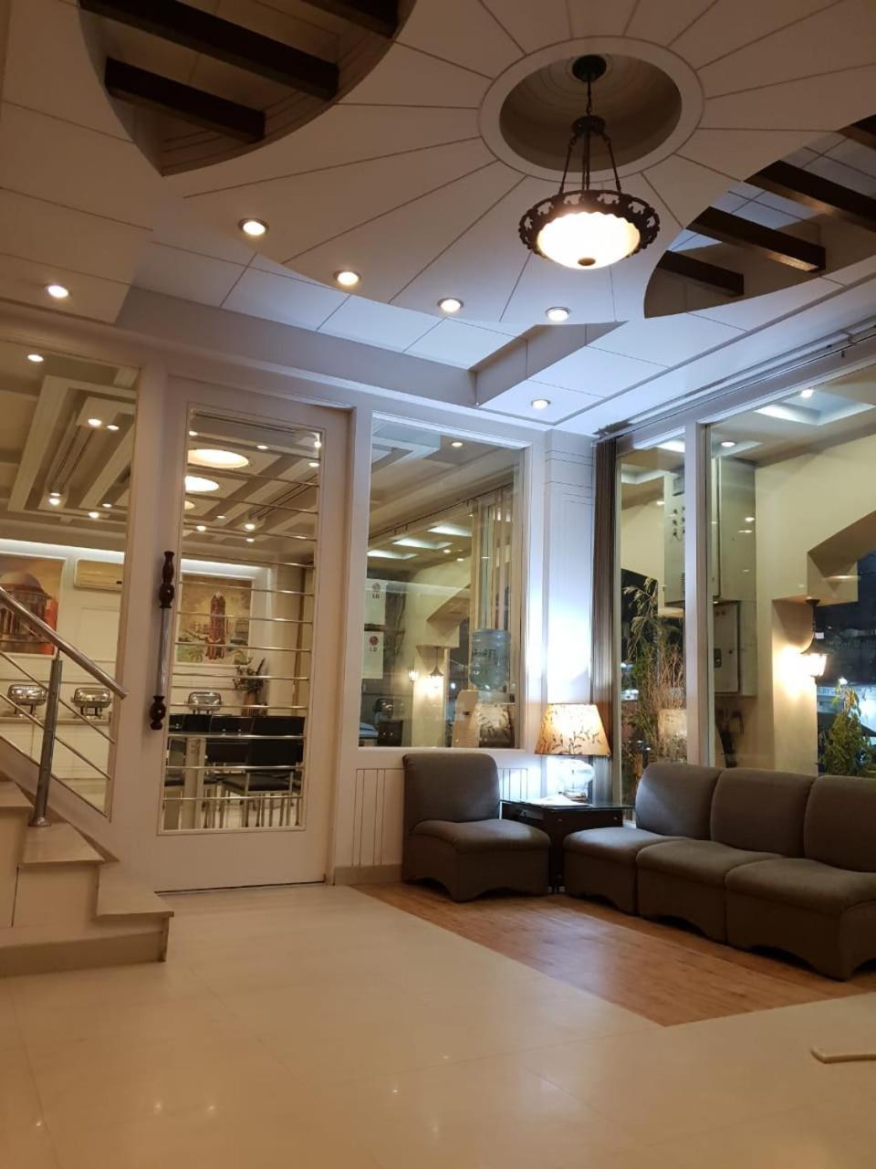 Hotel Grand Faisalabad Exterior foto