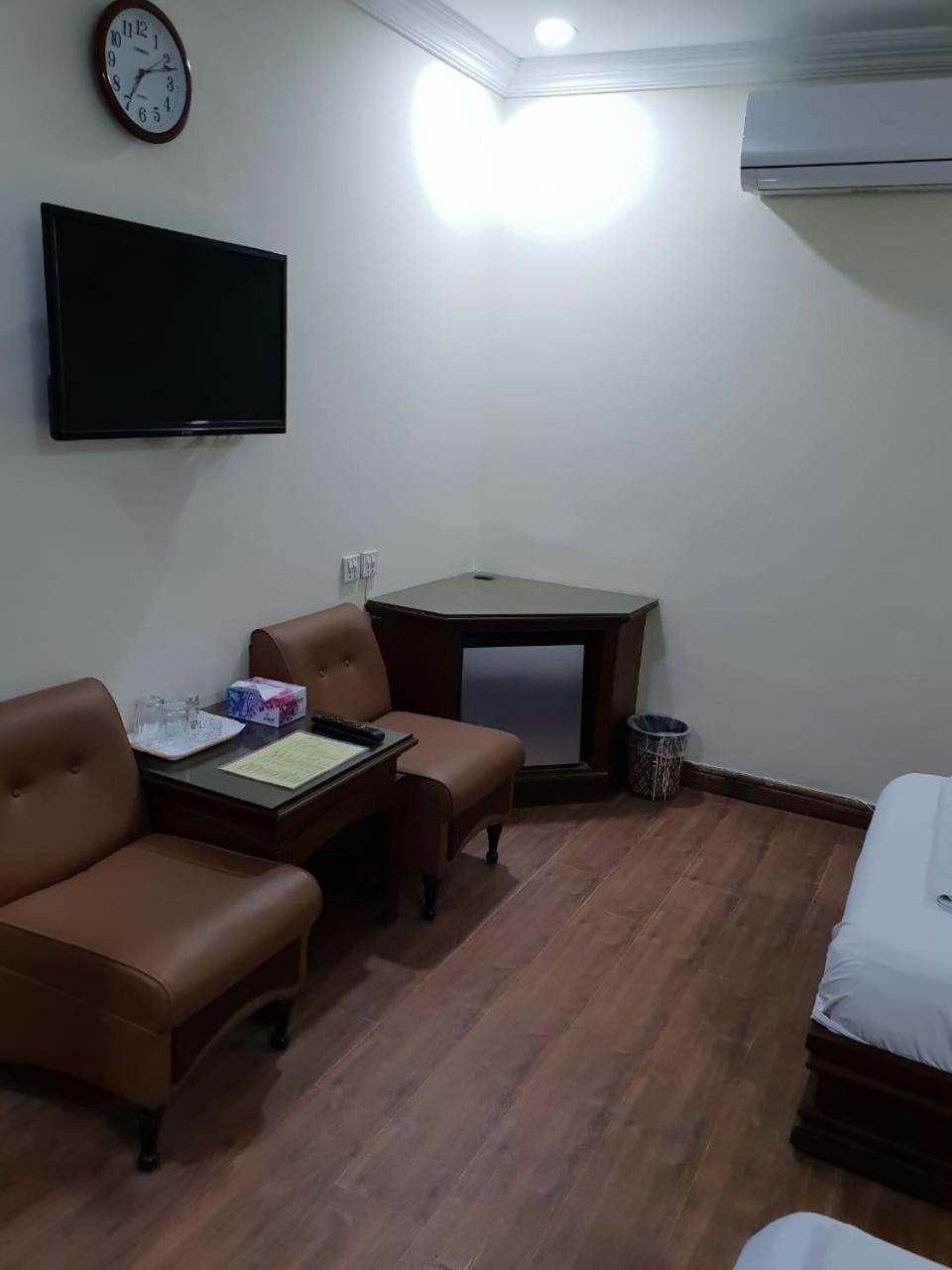 Hotel Grand Faisalabad Exterior foto